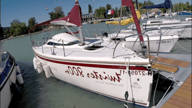 Twister 800n vitorlás bérlés